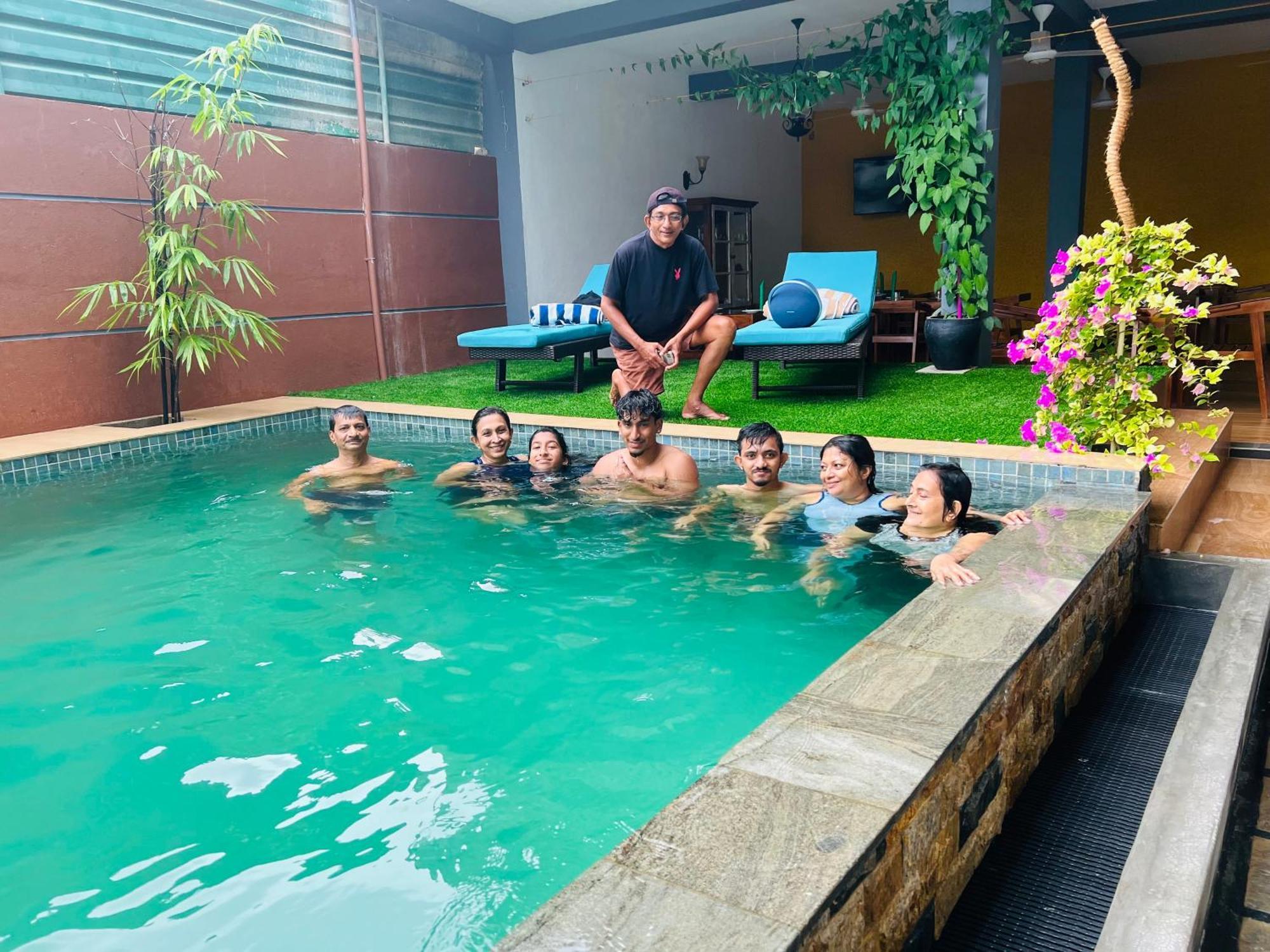 Mama'S Boutique Beach Hotel Negombo Ngoại thất bức ảnh