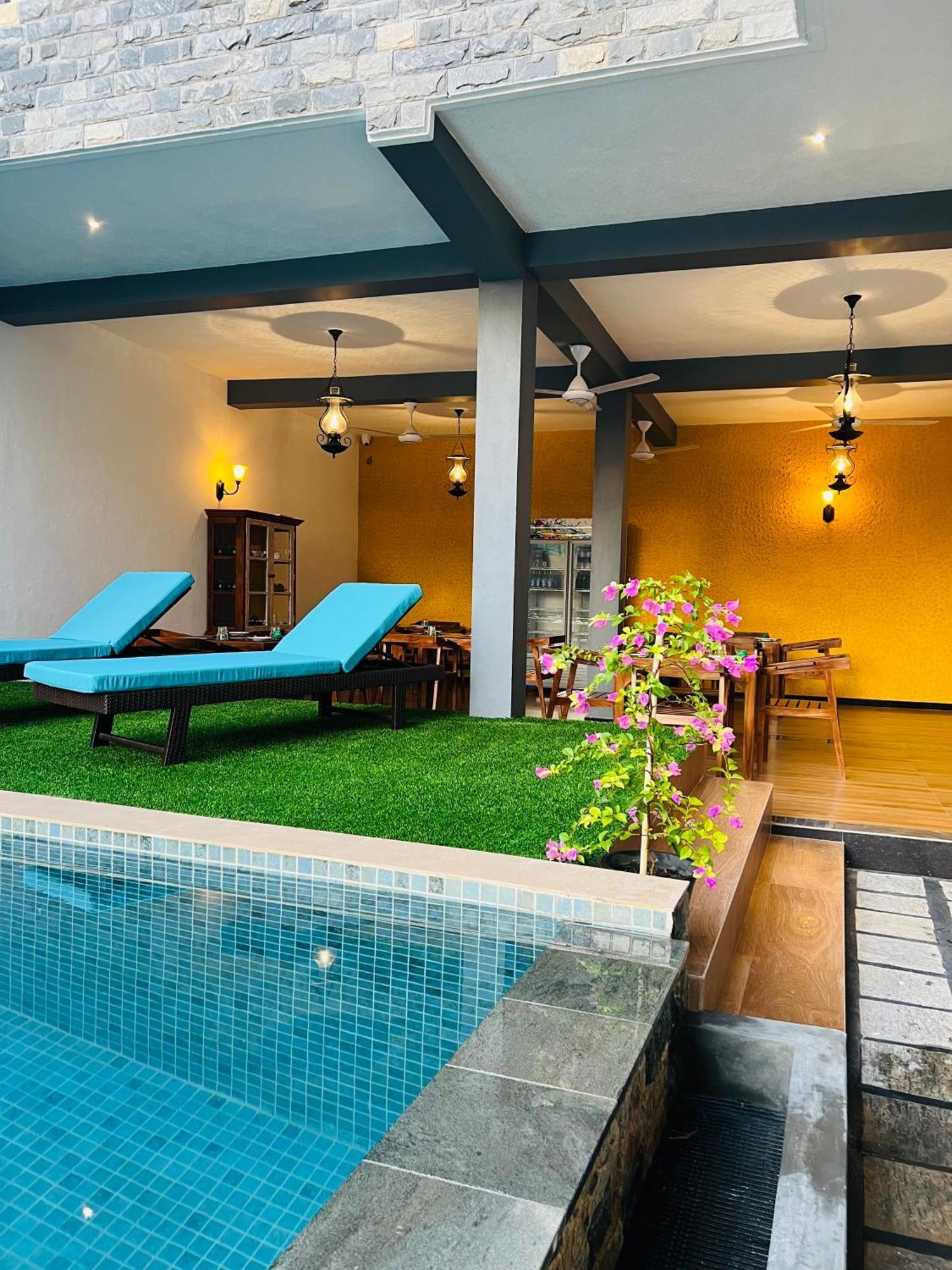 Mama'S Boutique Beach Hotel Negombo Ngoại thất bức ảnh