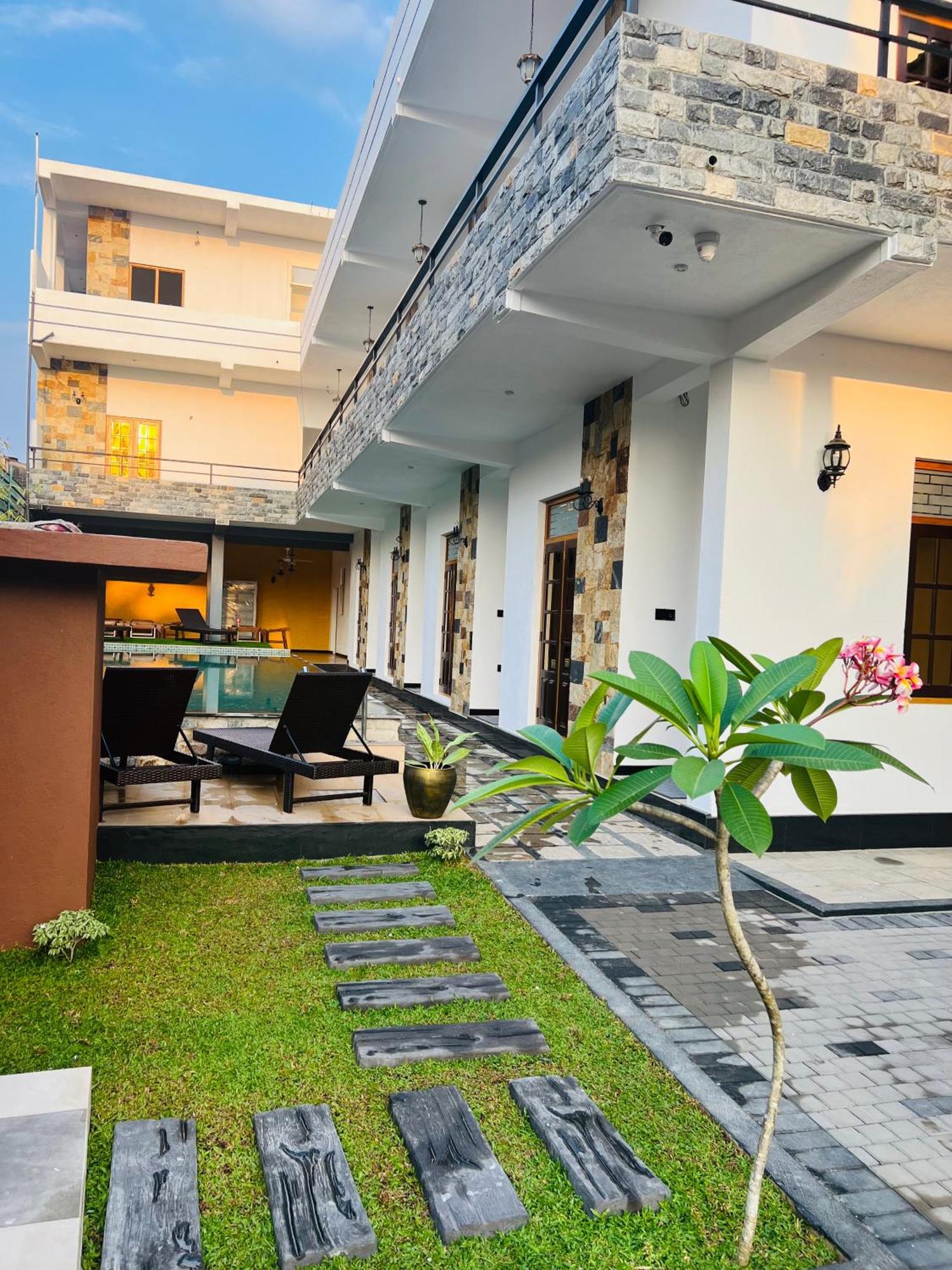Mama'S Boutique Beach Hotel Negombo Ngoại thất bức ảnh